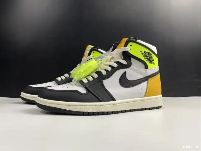 Rep Onekick 555088-118 OG RETRO 1 HIGH 'VOLT JORDAN GOLD' AIR 0517